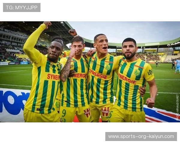 南特球员表现出色，或将被国家队召唤，南特3号球员